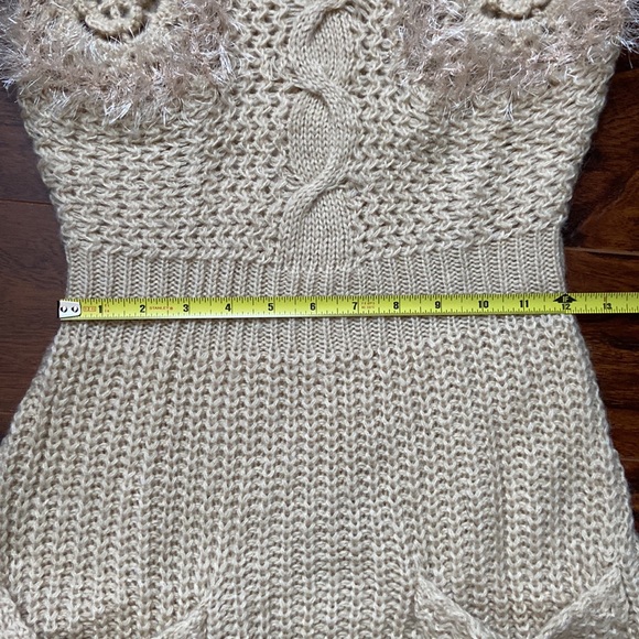 Beige sweater dress in size M - Picture 10 of 12